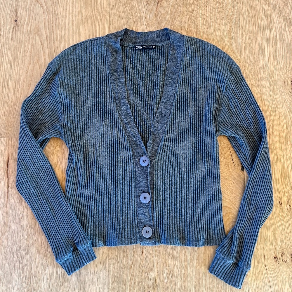 ZARA 90s Dark Grey Cropped Cardigan Size M
